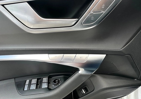 Audi A7 cena 249000 przebieg: 113000, rok produkcji 2020 z Toruń małe 106
